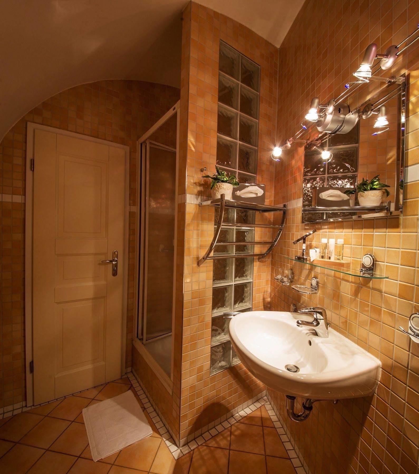 Aparthotel Villa Freisleben Дрезден Екстериор снимка