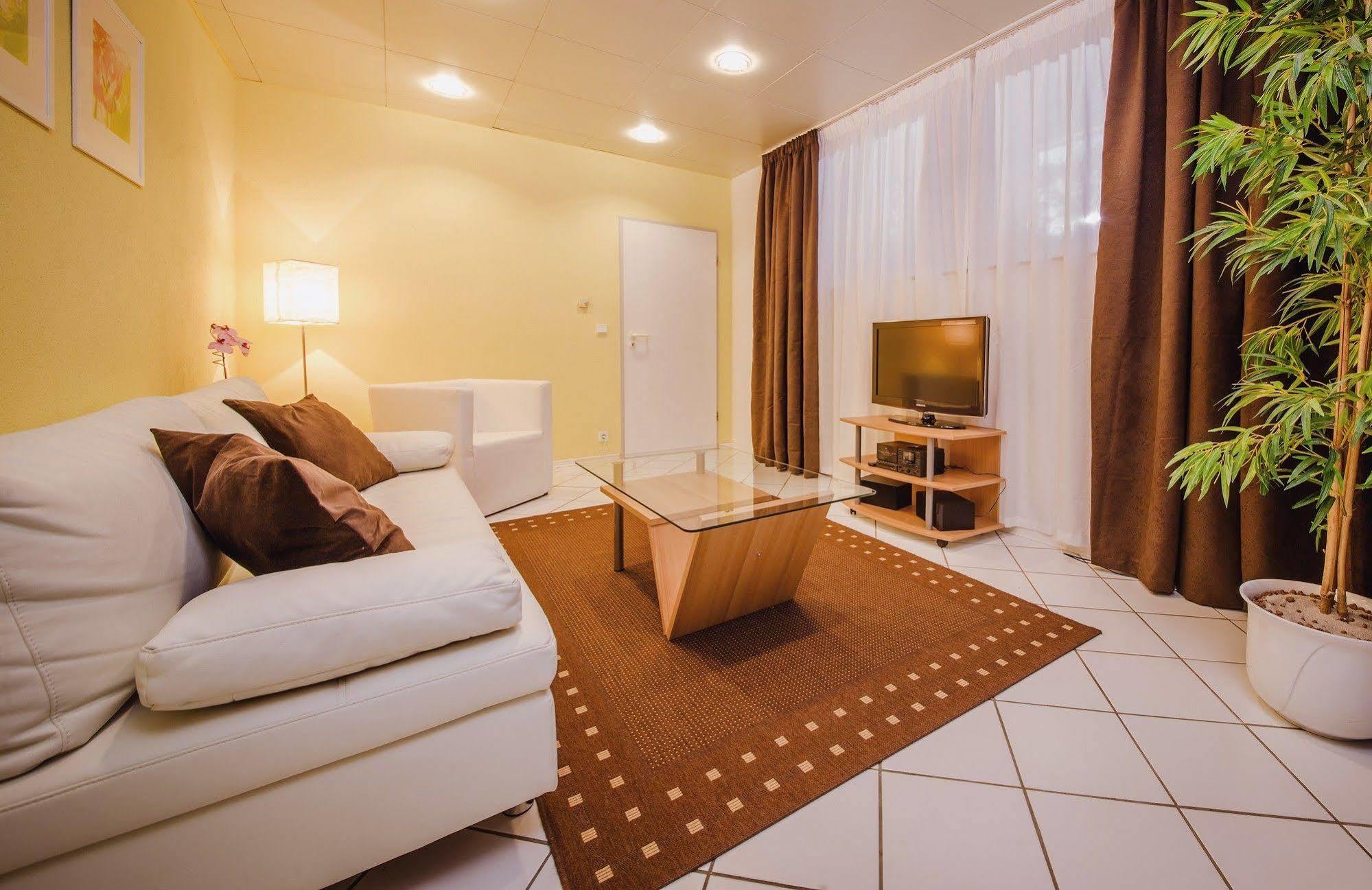 Aparthotel Villa Freisleben Дрезден Екстериор снимка