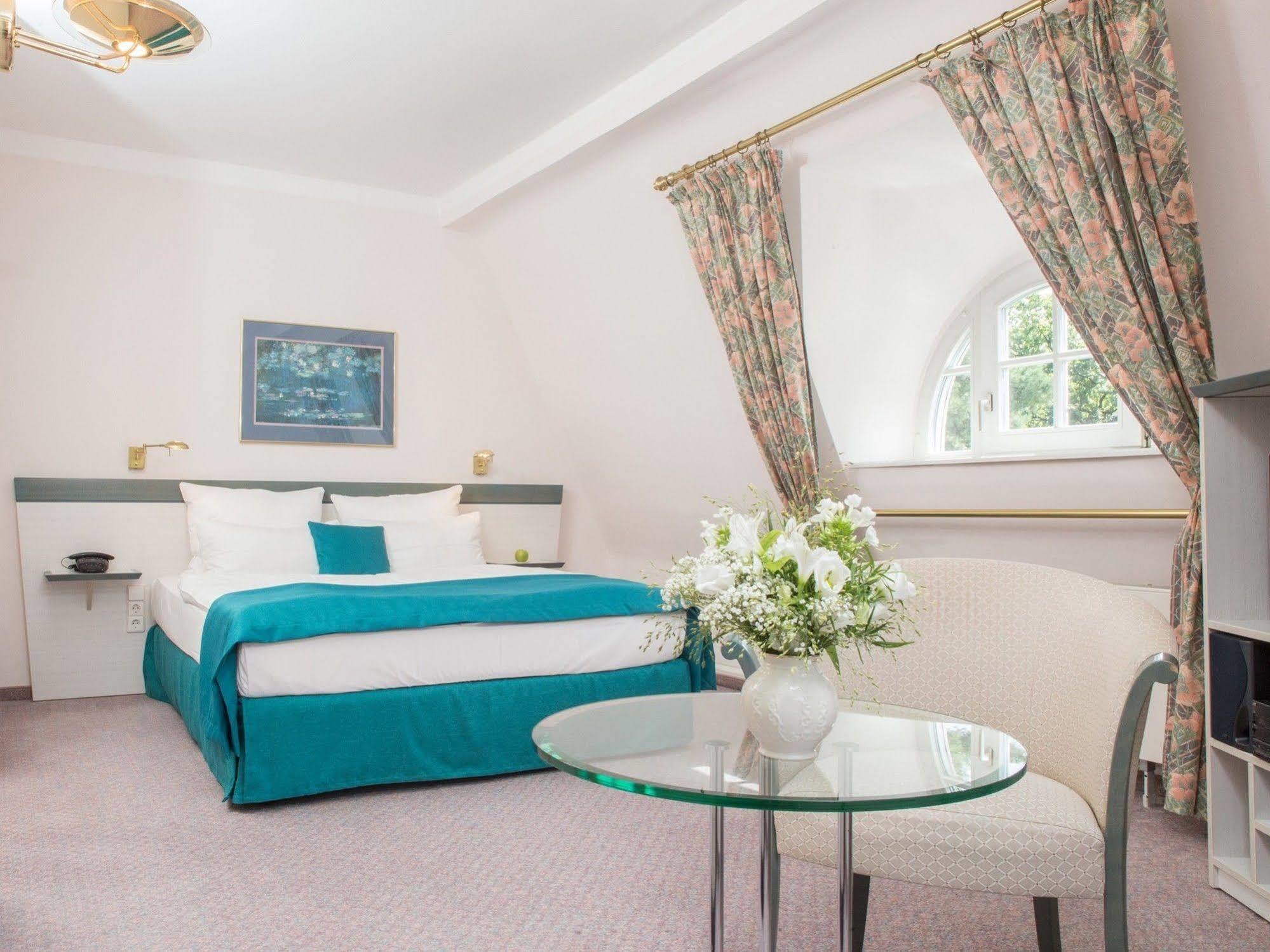 Aparthotel Villa Freisleben Дрезден Екстериор снимка