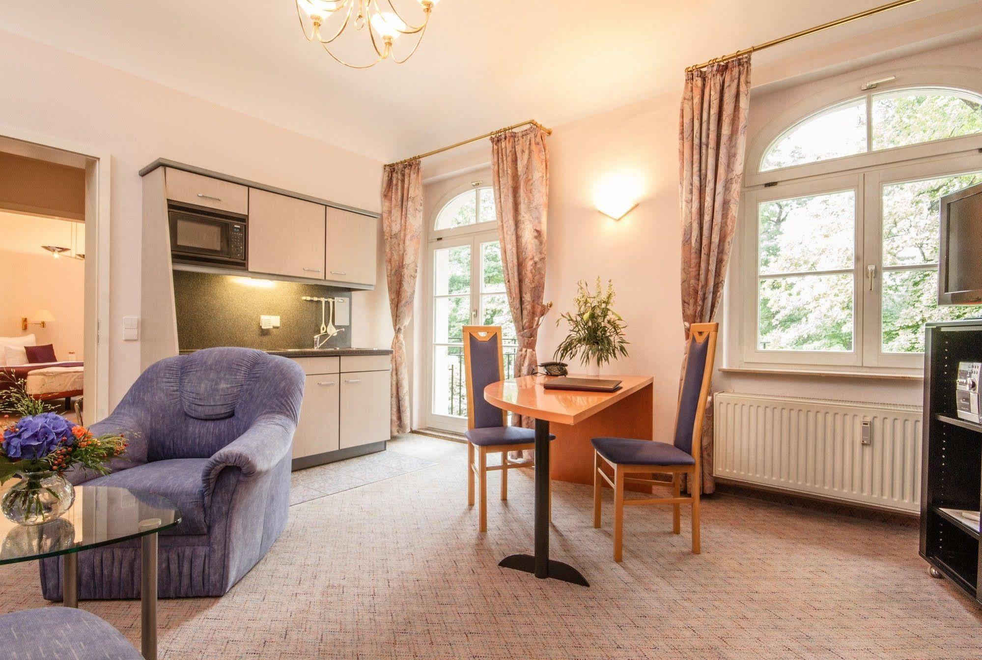 Aparthotel Villa Freisleben Дрезден Екстериор снимка