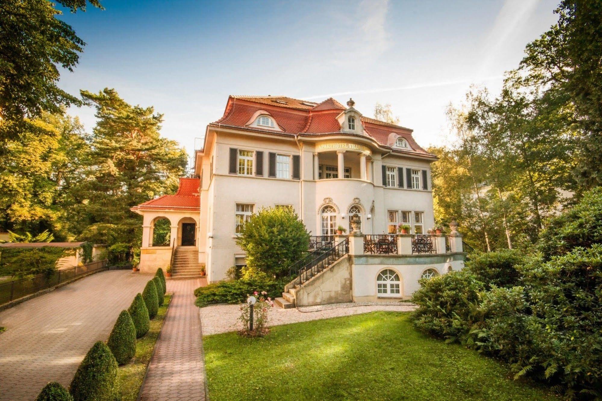 Aparthotel Villa Freisleben Дрезден Екстериор снимка